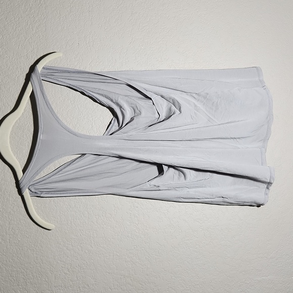 Fabletics Racerback Womens Tank Top Gray Size M Oversized Slouch Front - Picture 3 of 8